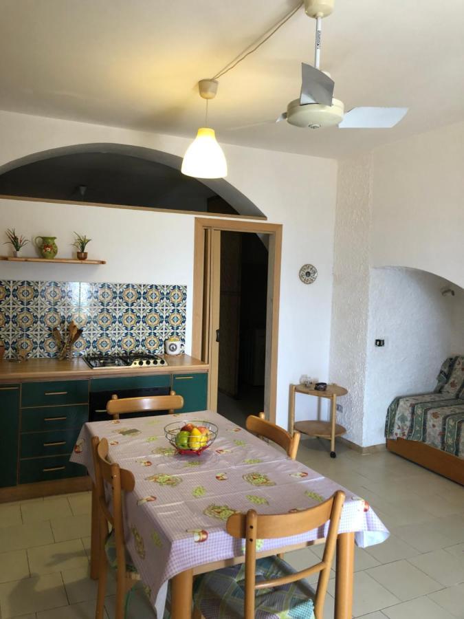 Hostel Beach House Giardini-Naxos Exterior foto