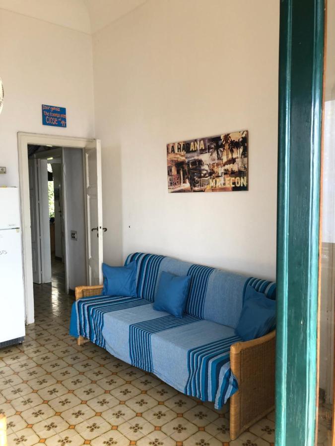 Hostel Beach House Giardini-Naxos Exterior foto